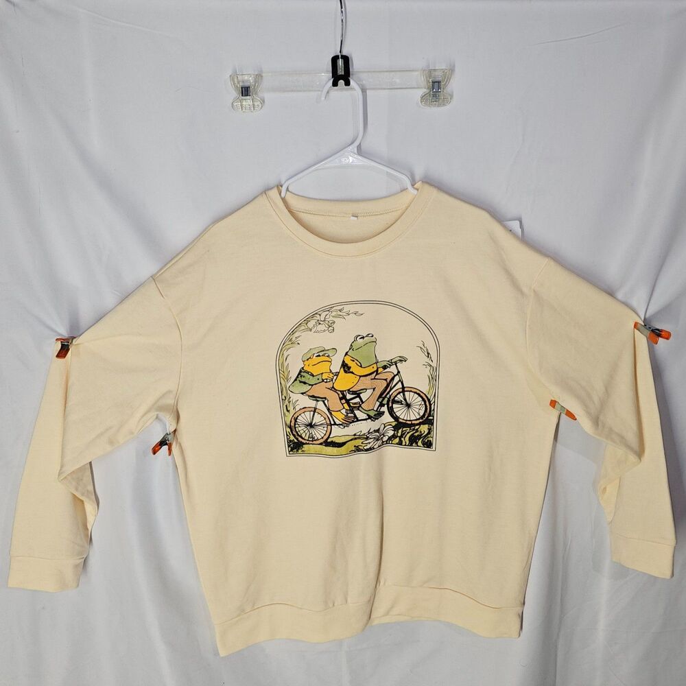 Frog and Toad Bicycle Graphic Crewneck Sweatshirt Pastel Light Yellow Size XL